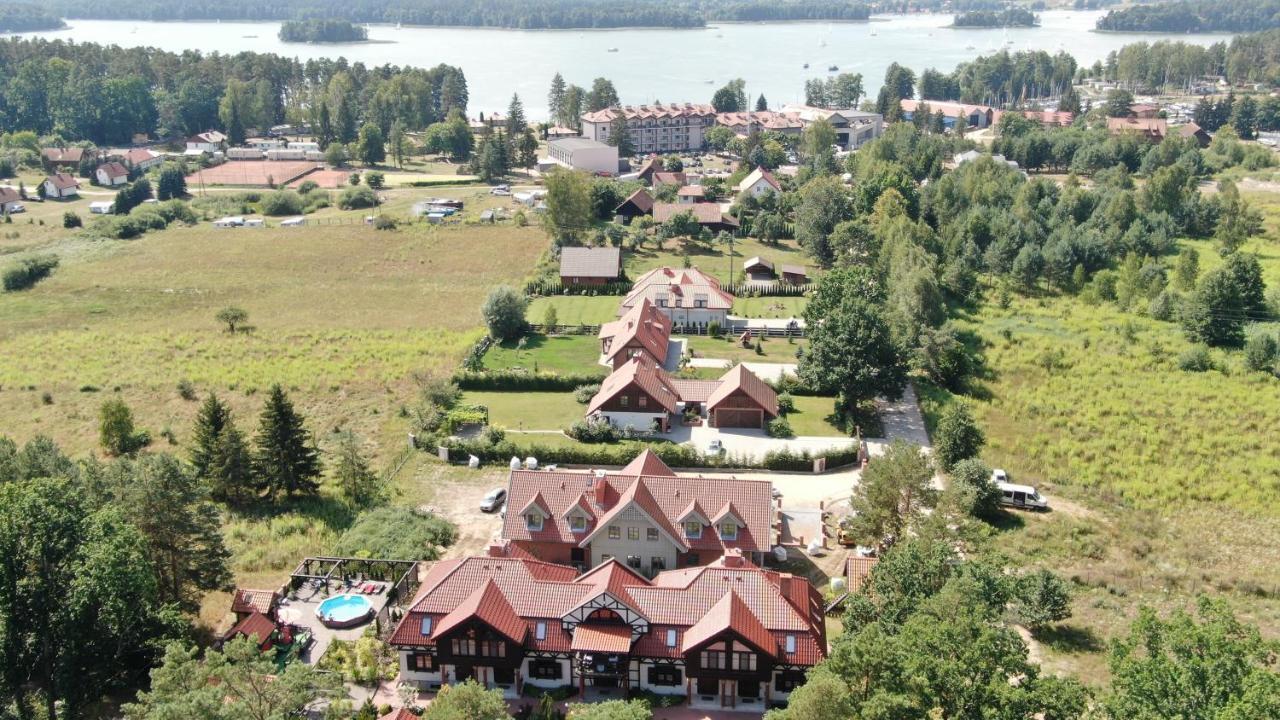 Ferienwohnung Dwor U Papuga Ruciane-Nida Exterior foto