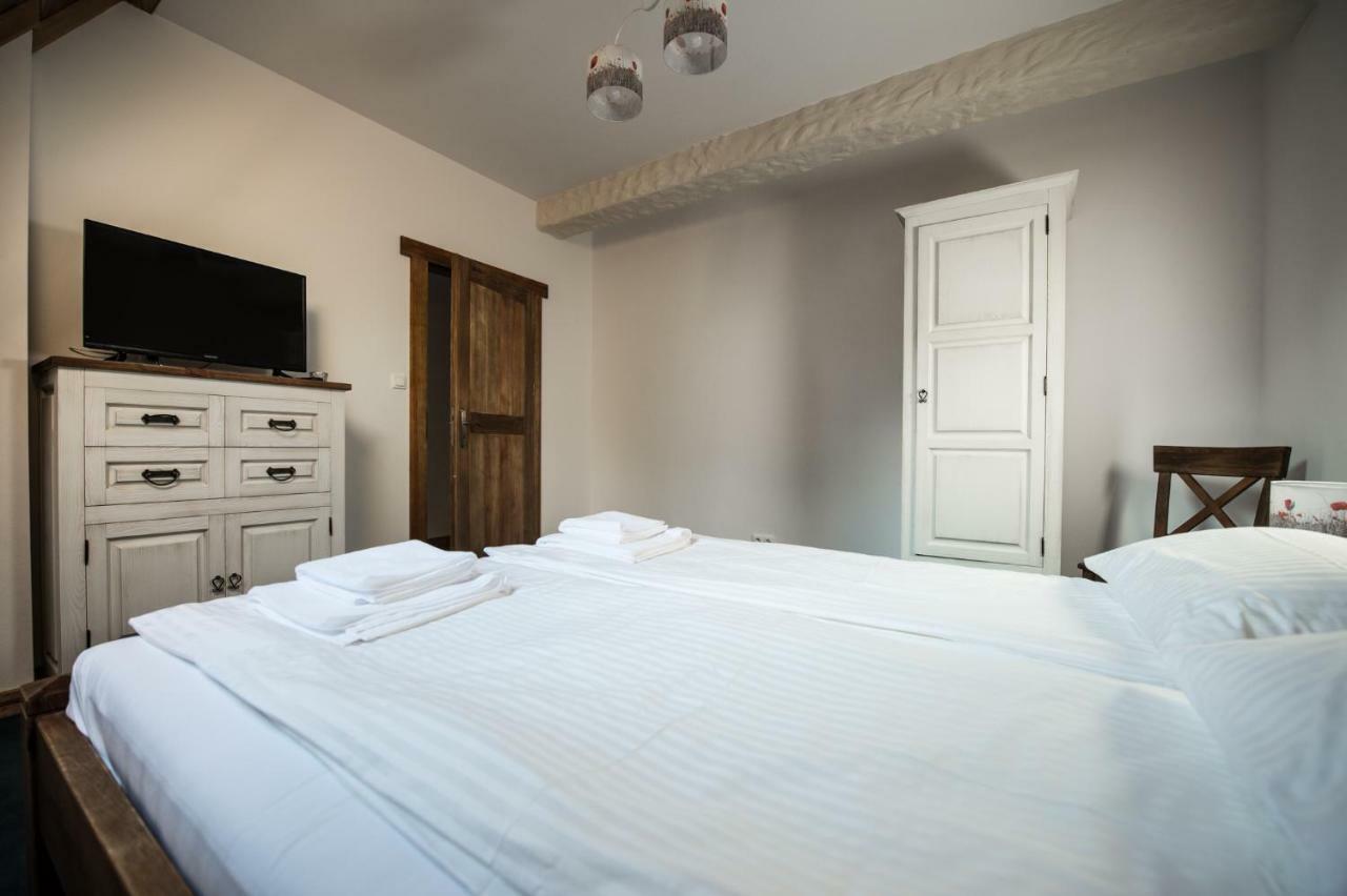 Ferienwohnung Dwor U Papuga Ruciane-Nida Exterior foto